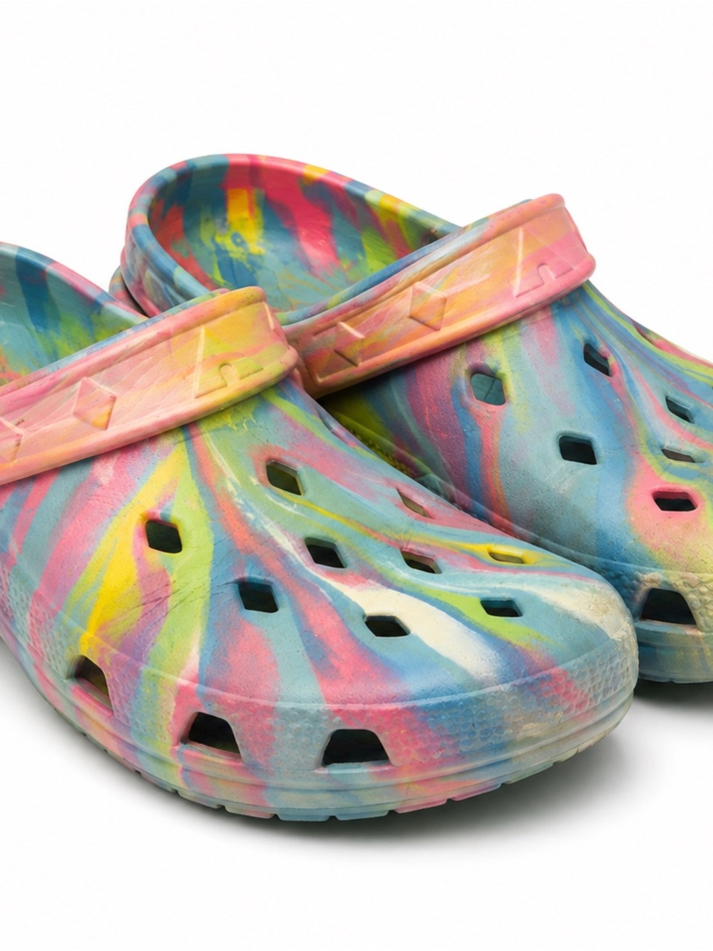 Airwalk Kids Tie-Dye Clog Sandals in Blue Pink Yellow